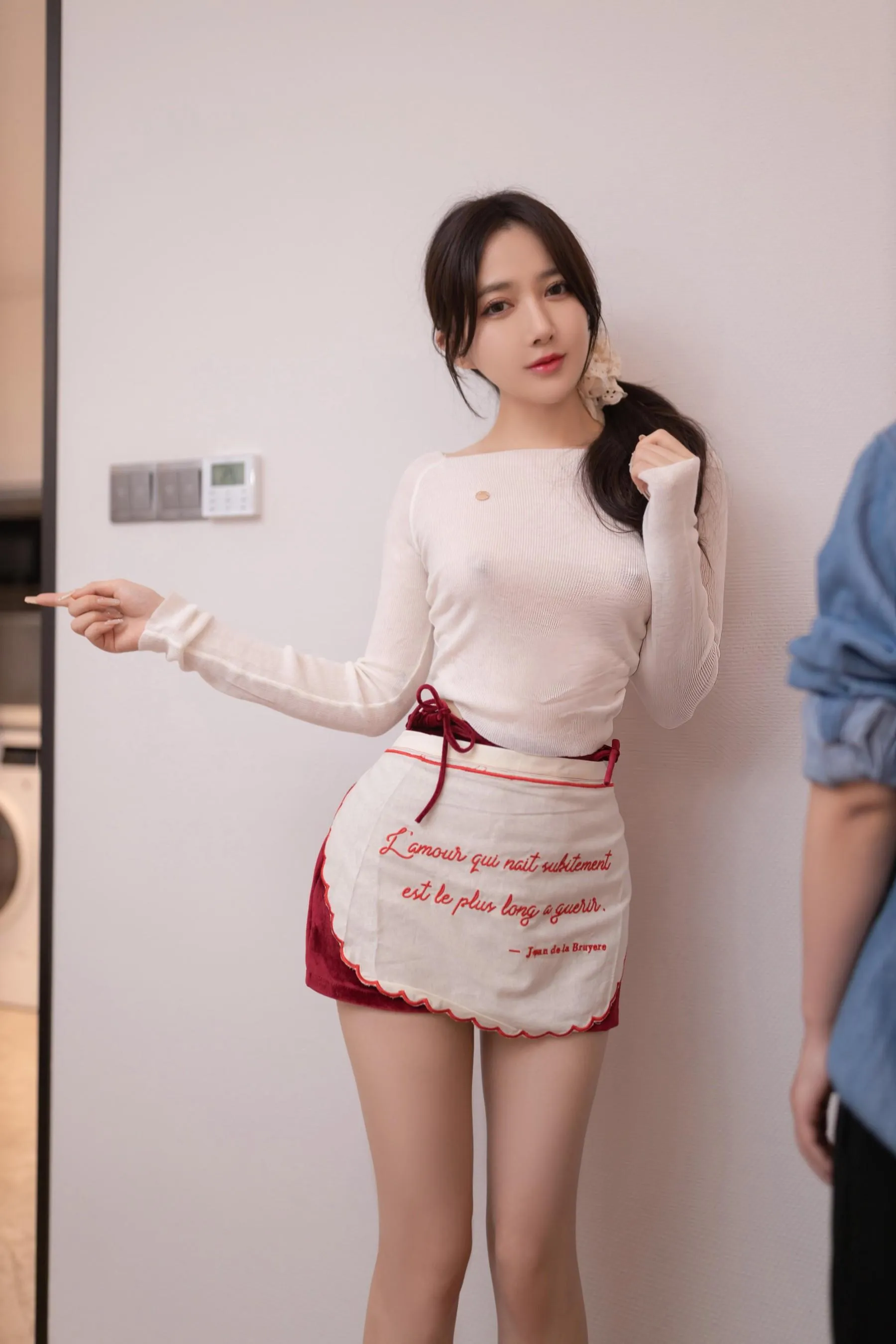 NO.0003 秀人名模鱼子酱Fish内部私购未上架《暗墙》写真 [73P]插图8